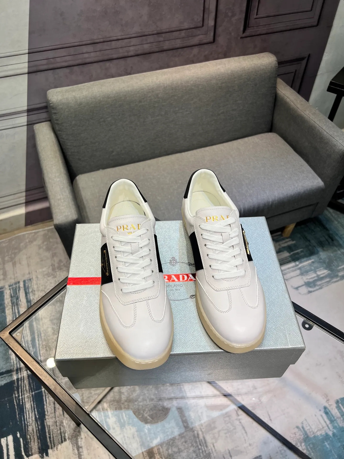 Men's shoes 💰540 [PRADA] Men's shoes are popular in the counter, official website synchronization, 1 high-quality shipment ✔️ Original frosted cowhide + cowhide lining, 1🆚1 replica, original sole, 38-45 (45 customized, non-refundable)